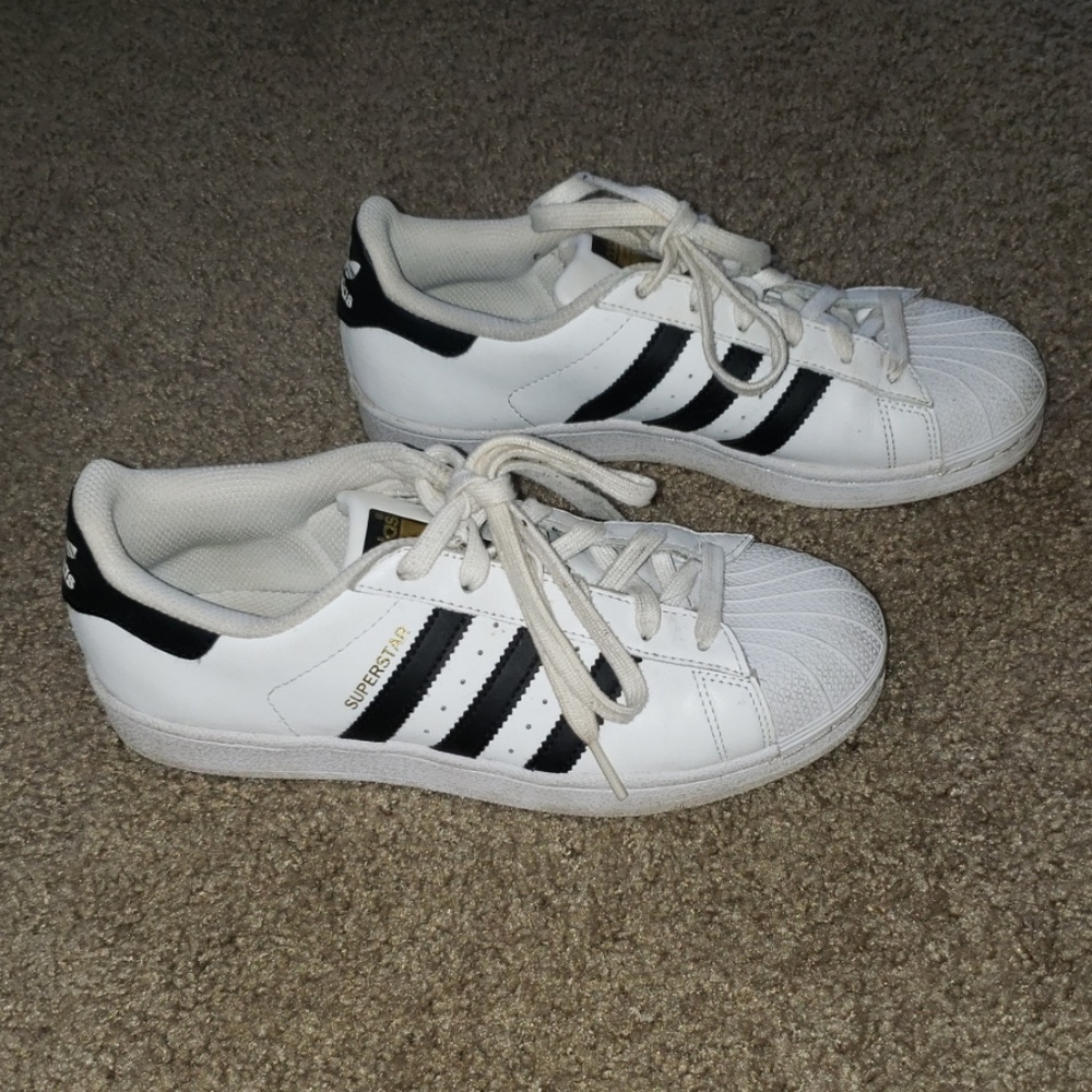 🔥BOGO🔥 Adidas sneakers